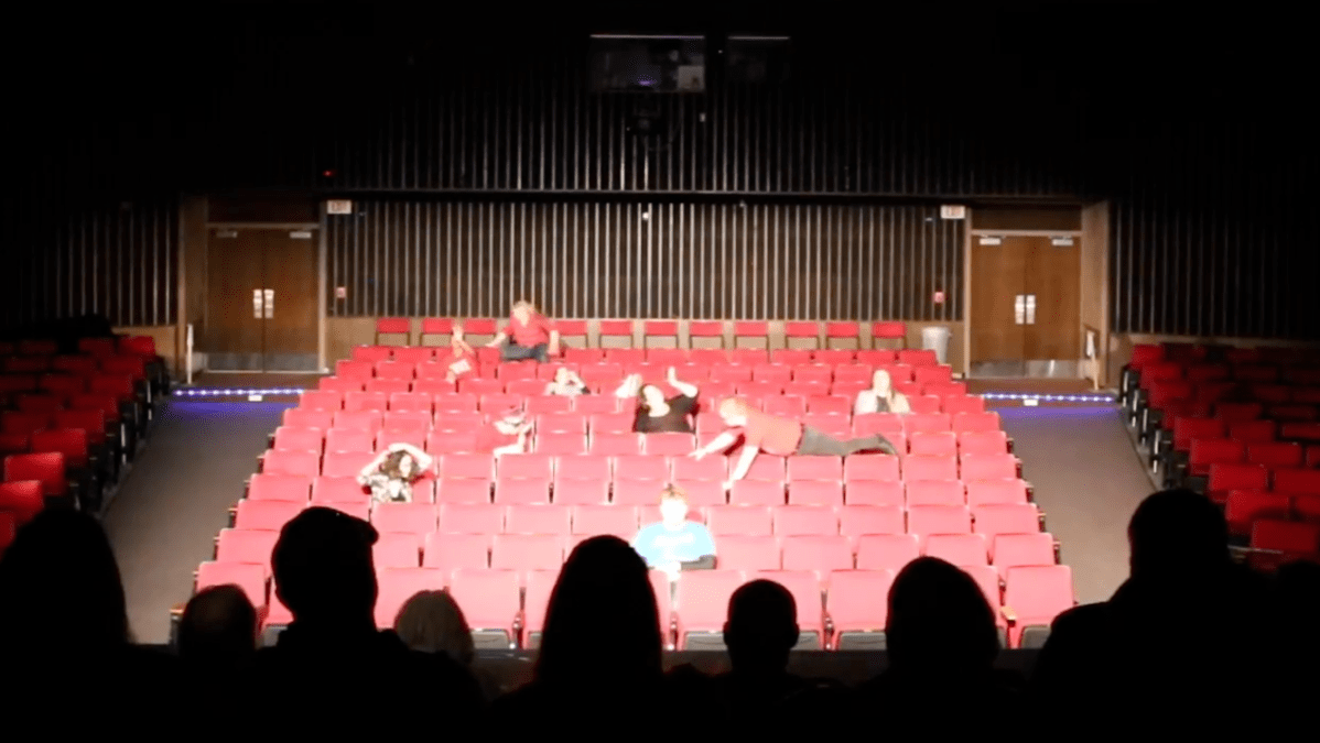 Hysteria, Guess Who!?